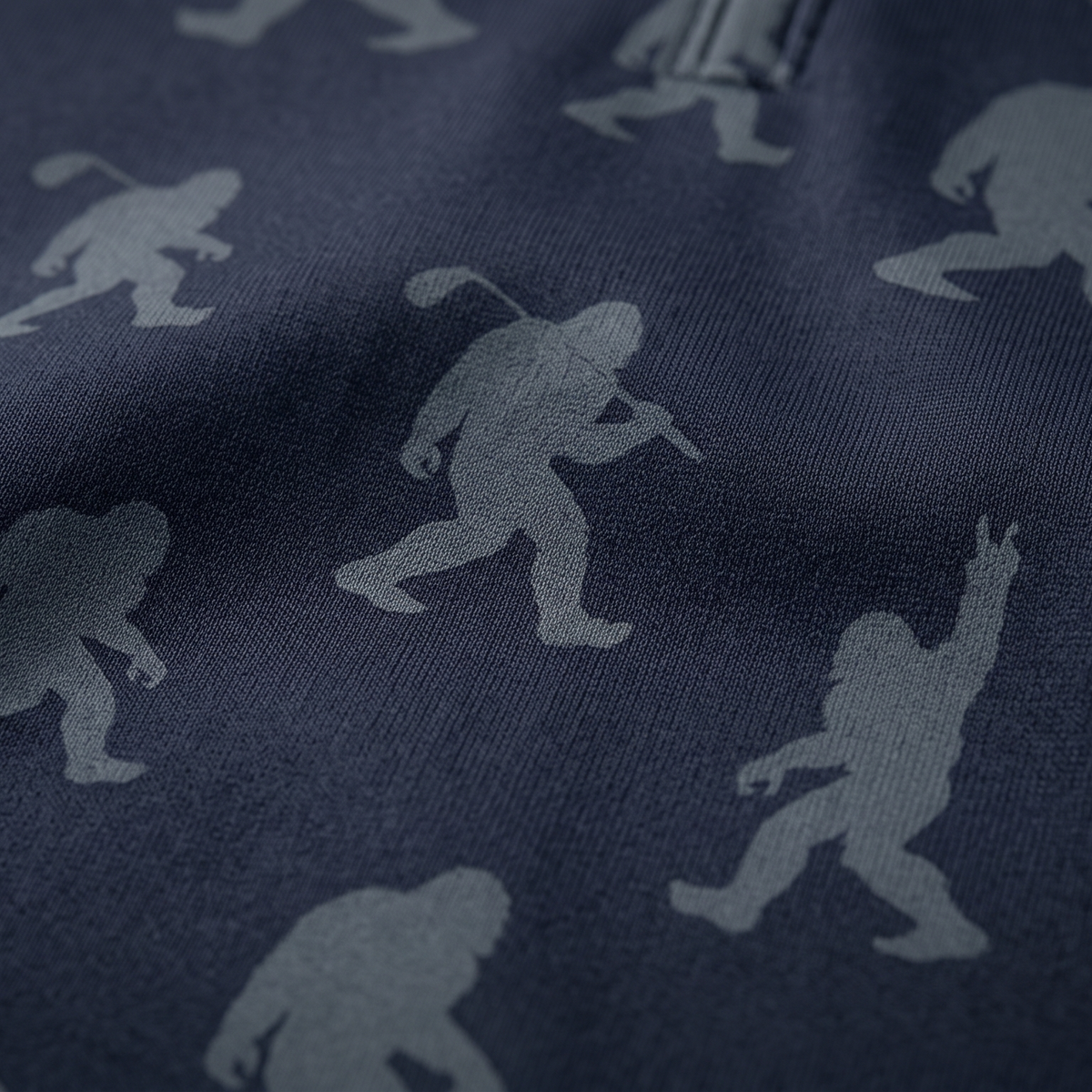 MIDNIGHT FAIRWAY STRIDE