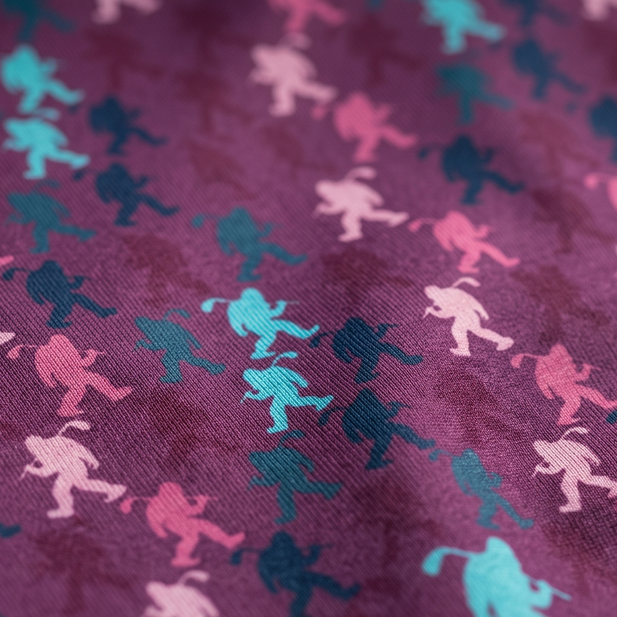 MAGENTA STRIDE PATTERN