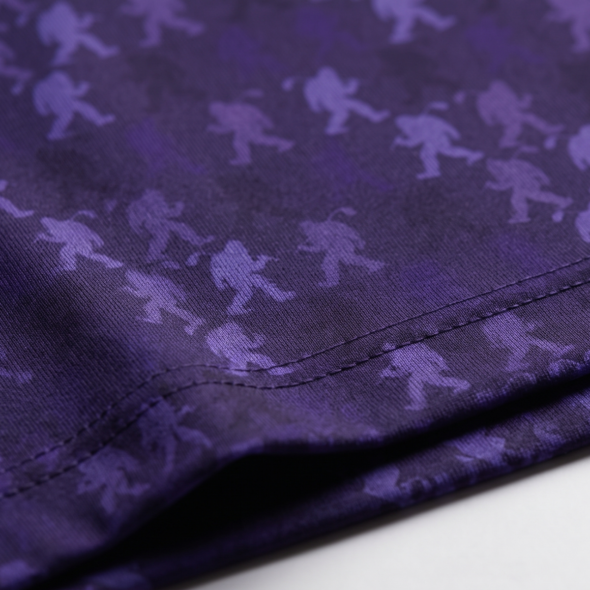 VIOLET NIGHT STEPS